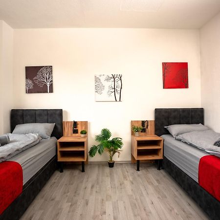 Serviceroom24 - Apartment 4 In Herten Wlan - Smart-Tv - 24-7 Check-In Und Kueche Экстерьер фото